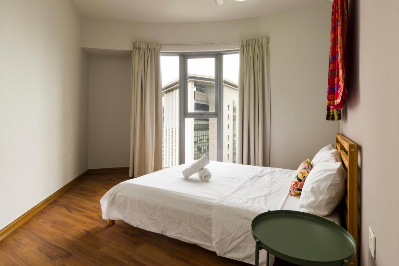 Pj8 Service Suites By Airhost Petaling Jaya Eksteriør bilde